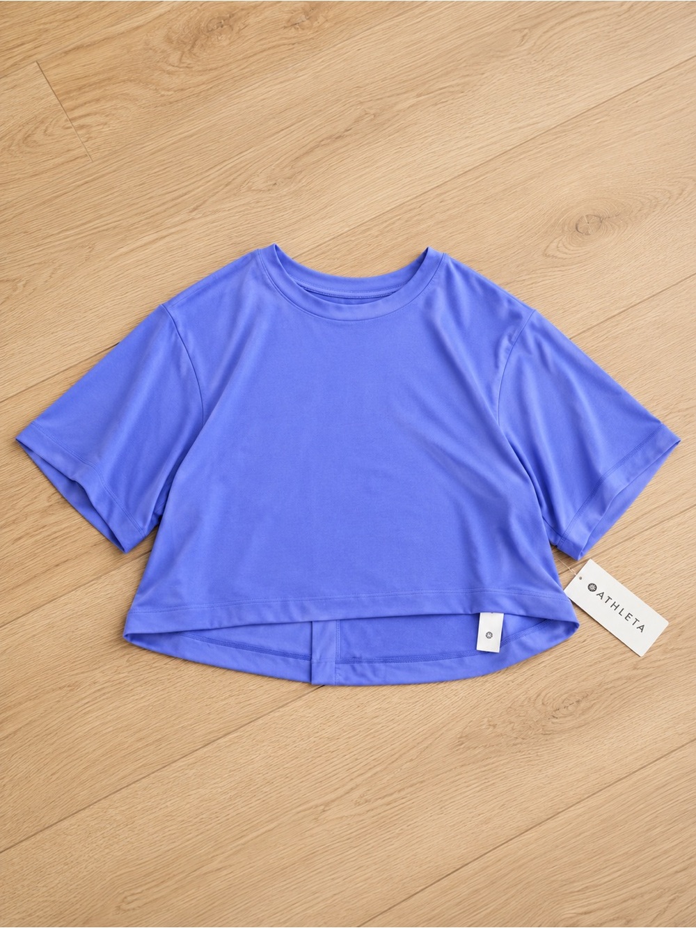 Athleta Lavender Cropped Short Sleeve Tee